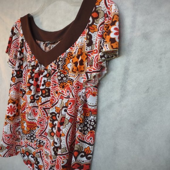 AGB Woman 2X Floral Blouse - Picture 2 of 8